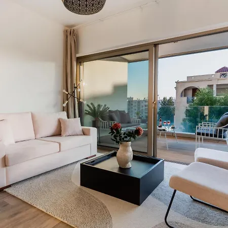 Studio With Balcony
